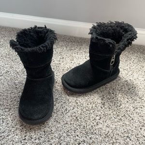 Size 9c, black, Koolaburra boots